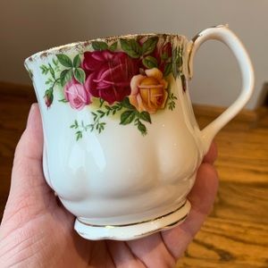 Old Country Roses Cup